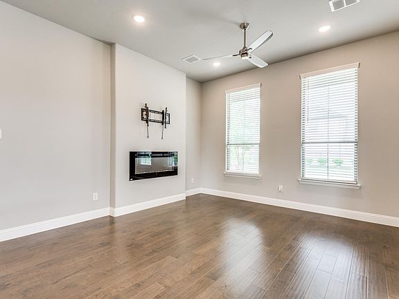 4th image of 8845 George Cayley Ln