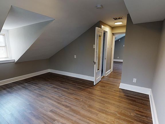 5th image of 38 Copley Rd