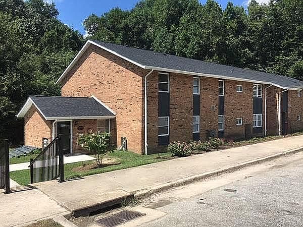 1st image of 1904 Warren Ave APT G