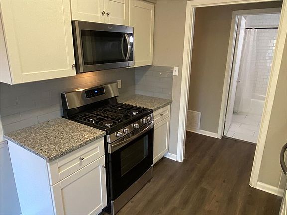 2nd image of 8407 Staunton Dr
