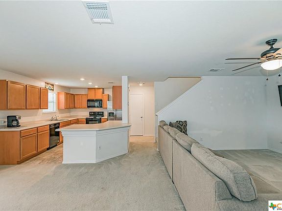 4th image of 1111 Sagebrush Dr