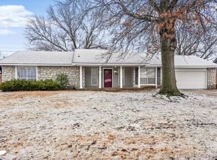 8009 S 1st St, Broken Arrow, OK 74011