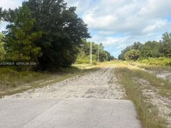 2517 54th St W, Lehigh Acres, FL 33971