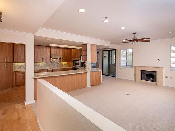4th image of 1457 Bellevue Ave APT 11