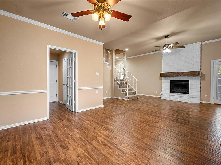 2312 Perkins Rd — Photo 7
