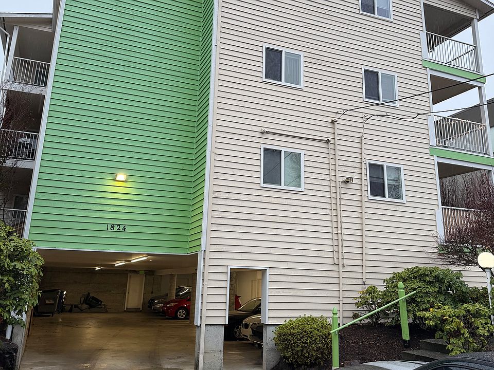 1st image of 1824 N 103rd St #B4