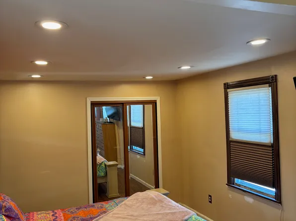 168-14 115th Avenue image 23 of 24