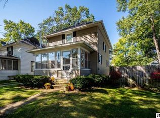 416 N Pleasant St, Jackson, MI