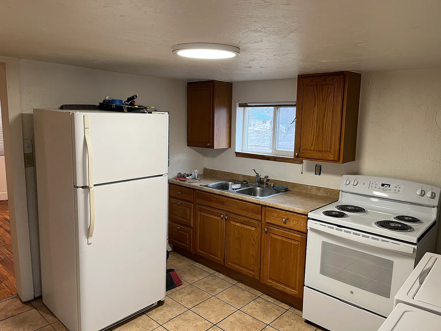301 S Ash St — Photo 4