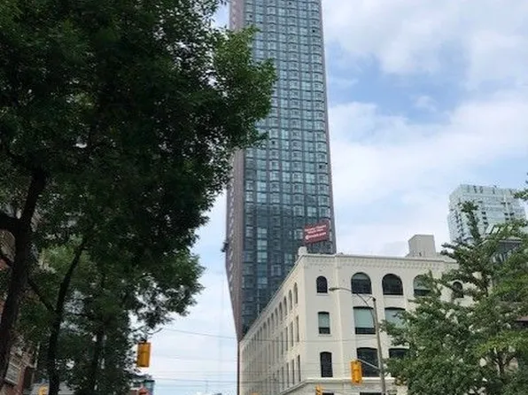 99 John St, Toronto, ON
