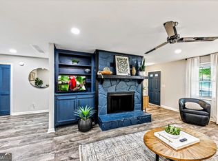 527 Charing Cross Dr, Marietta, GA 30066