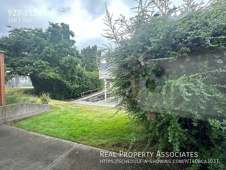 927 132nd St SW #C3 — Photo 17