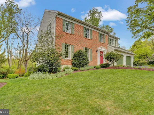 15 Valley Dr, Birdsboro, PA 19508