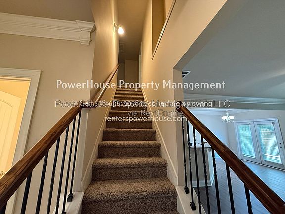 4th image of 1045 Township Cir