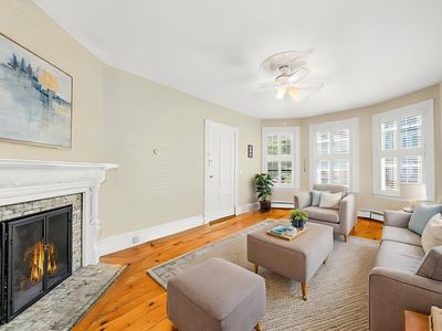 146 North St APT 1, Salem, MA, 01970