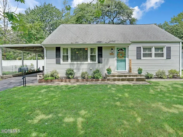 445 Brookside Ave, Oakhurst, NJ 07755