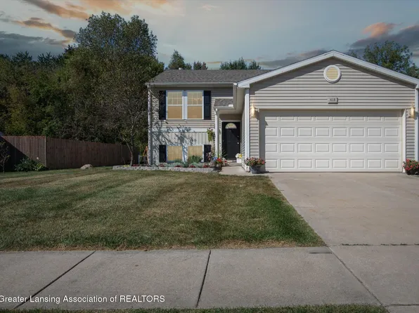 418 Spicetree Ln, Mason, MI 48854