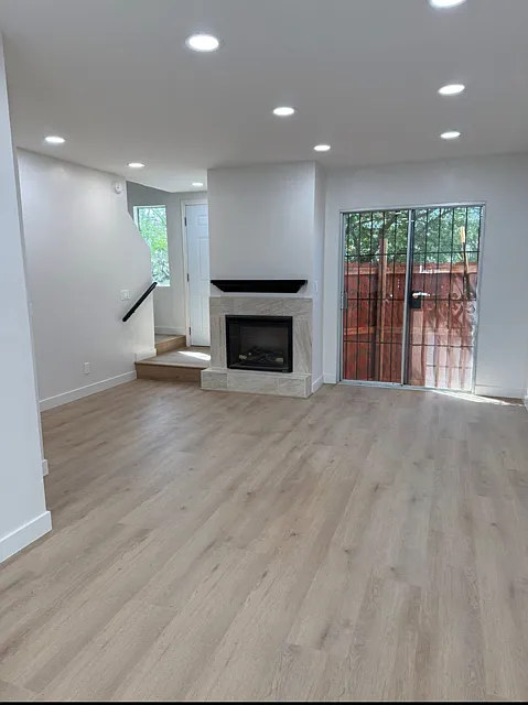 9332 Van Nuys Blvd — Photo 2