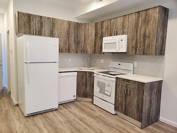 5th image of 1233 S 28th St #A