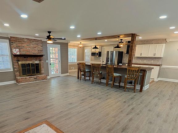 2nd image of 113 Rushing Wind Dr