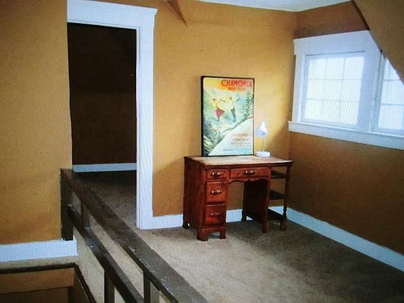 4th image of 11409 Clifton Blvd