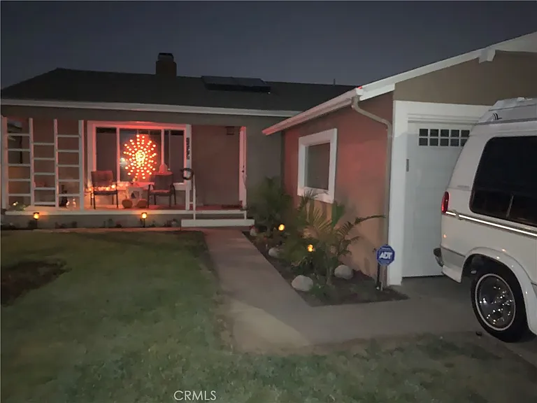 3700 E Poppy St — Photo 2