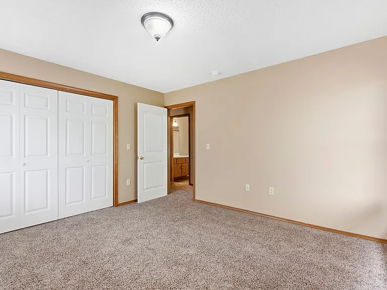 1905 S Ingram Mill Rd #8 — Photo 18