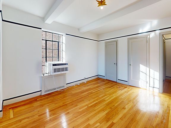 5th image of 1 Christopher St APT 5B