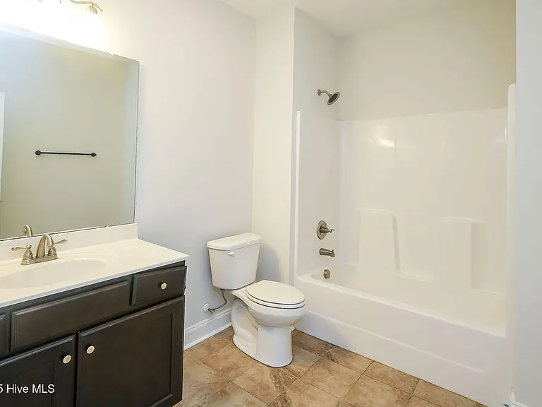315 Adams Cir — Photo 22