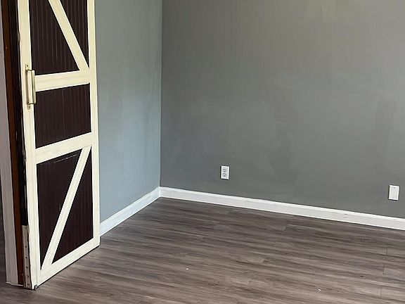 2nd image of 909 NW 30th Ct #15771218