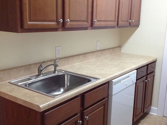 2nd image of 3118 Kensington Ave APT 4