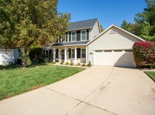 73 Hickoryshade Ct, Saint Peters, MO 63376