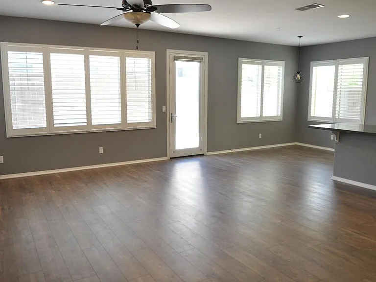 1124 Cherry Tree Ln — Photo 10