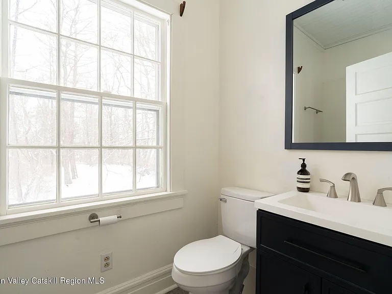56 Willowdale Farm Rd #CARRIAGE HOUSE — Photo 15