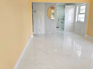 709 13th St APT 4, West Palm Beach, FL 33401