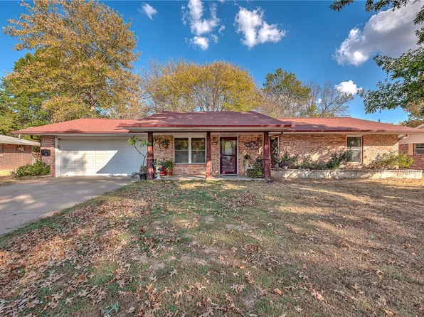 511 Morrison Pl, Springdale, AR 72762