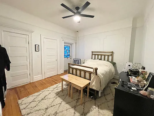 Rented by Compass | media 9