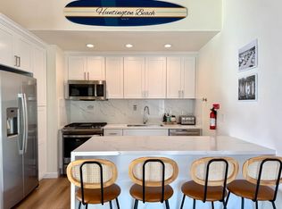 222 18th St #A-2, Huntington Beach, CA 92648