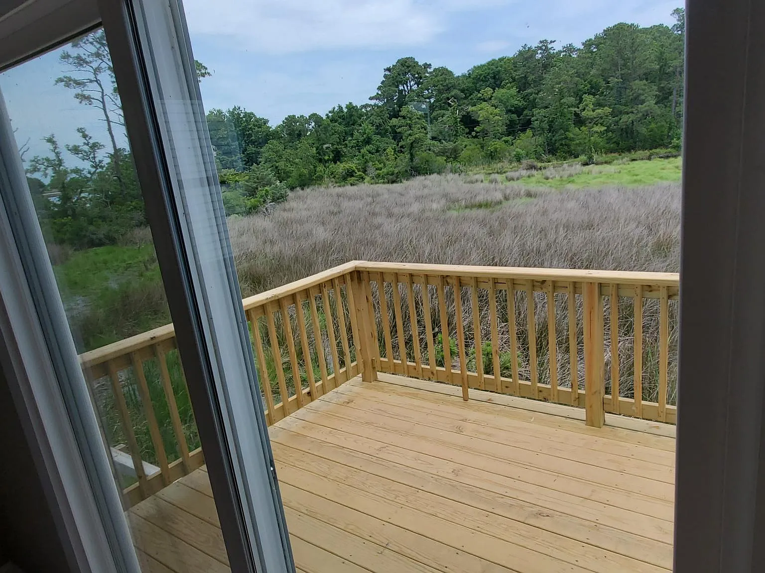 3 bed, 2.5 bath, 1500 sqft, $3,099 — Photo 2