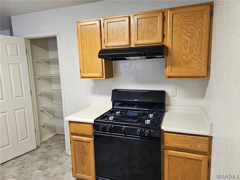 813 Gemstone Ave #3 — Photo 6