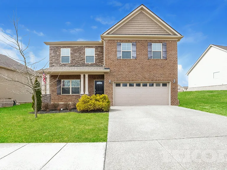 1031 Solomon Ln — Photo 1