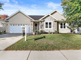 6622 Broad Creek Blvd, Madison, WI 53718