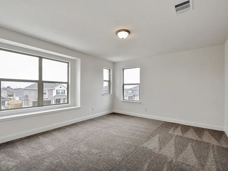 108 Redcliff Path — Photo 28