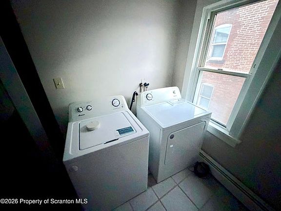 4th image of 704 Hazle St #3