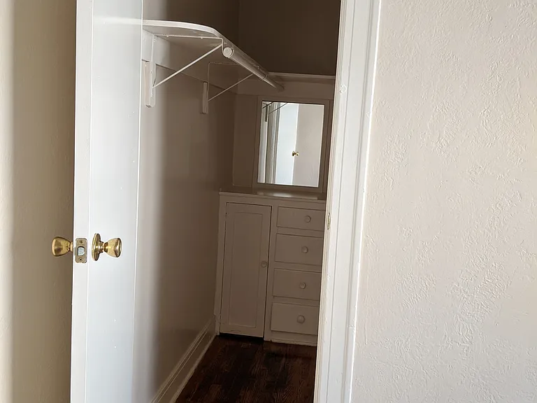 206 N New Hampshire Ave — Photo 9