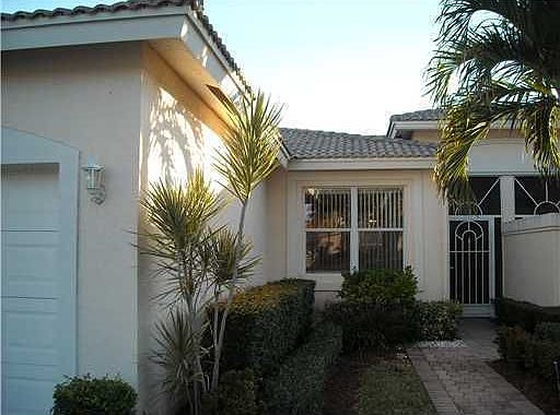 1st image of 9556 Crescent View Dr N