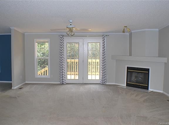 2nd image of 190 Barbary Dr