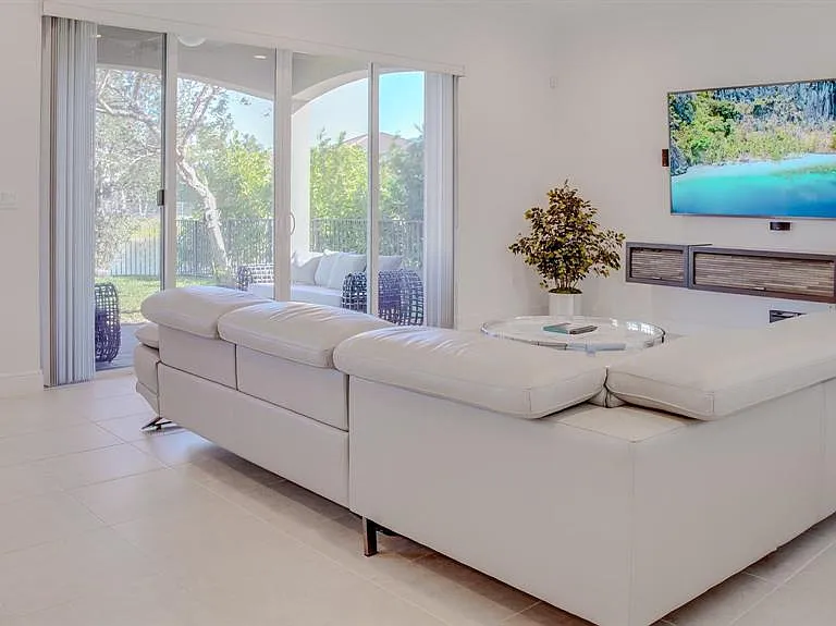 9911 S Miralago Way — Photo 23