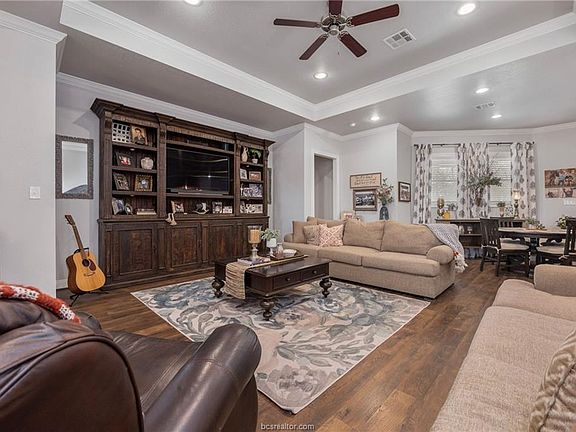 4th image of 2941 Archer Dr