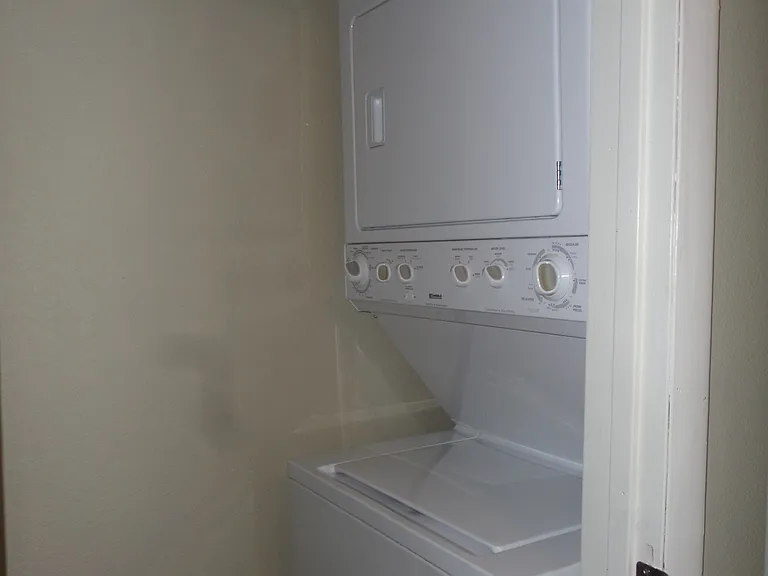 Fieldstone Apartments — Photo 39
